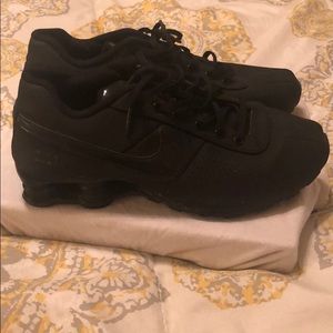 Black Nike Shox Size 8